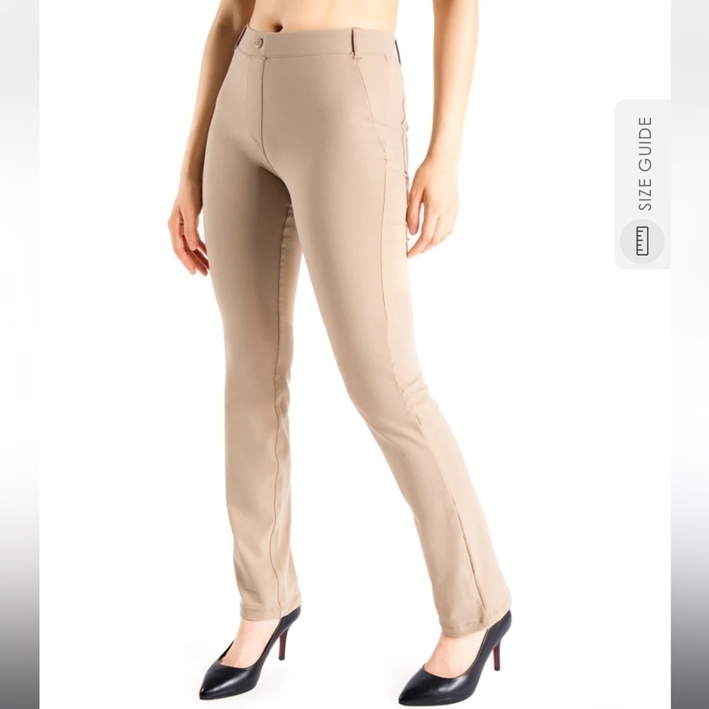 NWT Yogi Place Khaki Straight Leg Yoga/Work Pants Sz. MD-31” L
